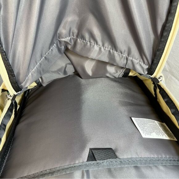 The North Face Vault Women's Backpack 26L - Picture 9 of 10